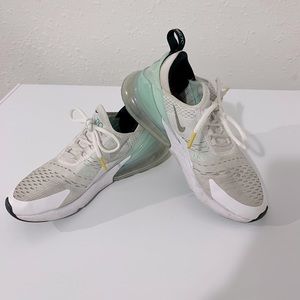 Nike Air Max 270s in mint and white!
